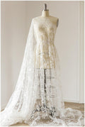 Romantische Pailletten Blütenspitze Off-White/ Braut Spitzenstoff/ Hochzeitskleid Spitze/ weiche bestickte Spitze// L17-092
