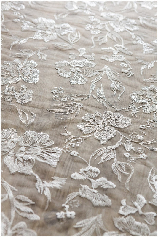 Romantischer Braut Spitzenstoff Off-White/ Pailletten bestickte Blütenspitze/ Hochzeitskleid Spitze/ bestickte Spitze// L17-094