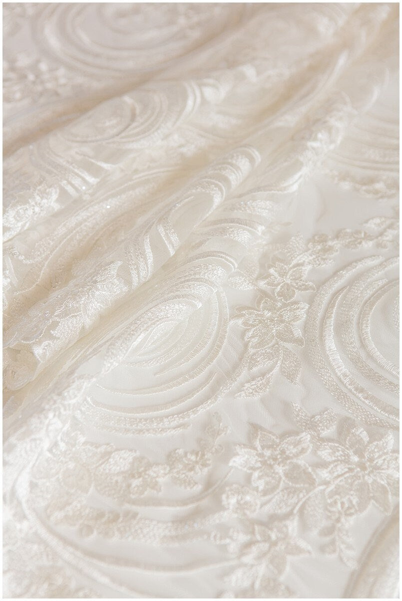 Spiralblüten Spitzenstoff, Braut Spitzenstoff, französische Spitze, bestickte Spitze, Hochzeitskleid Spitzenstoff, Blumenspitze, Paillettenspitze// L17-127