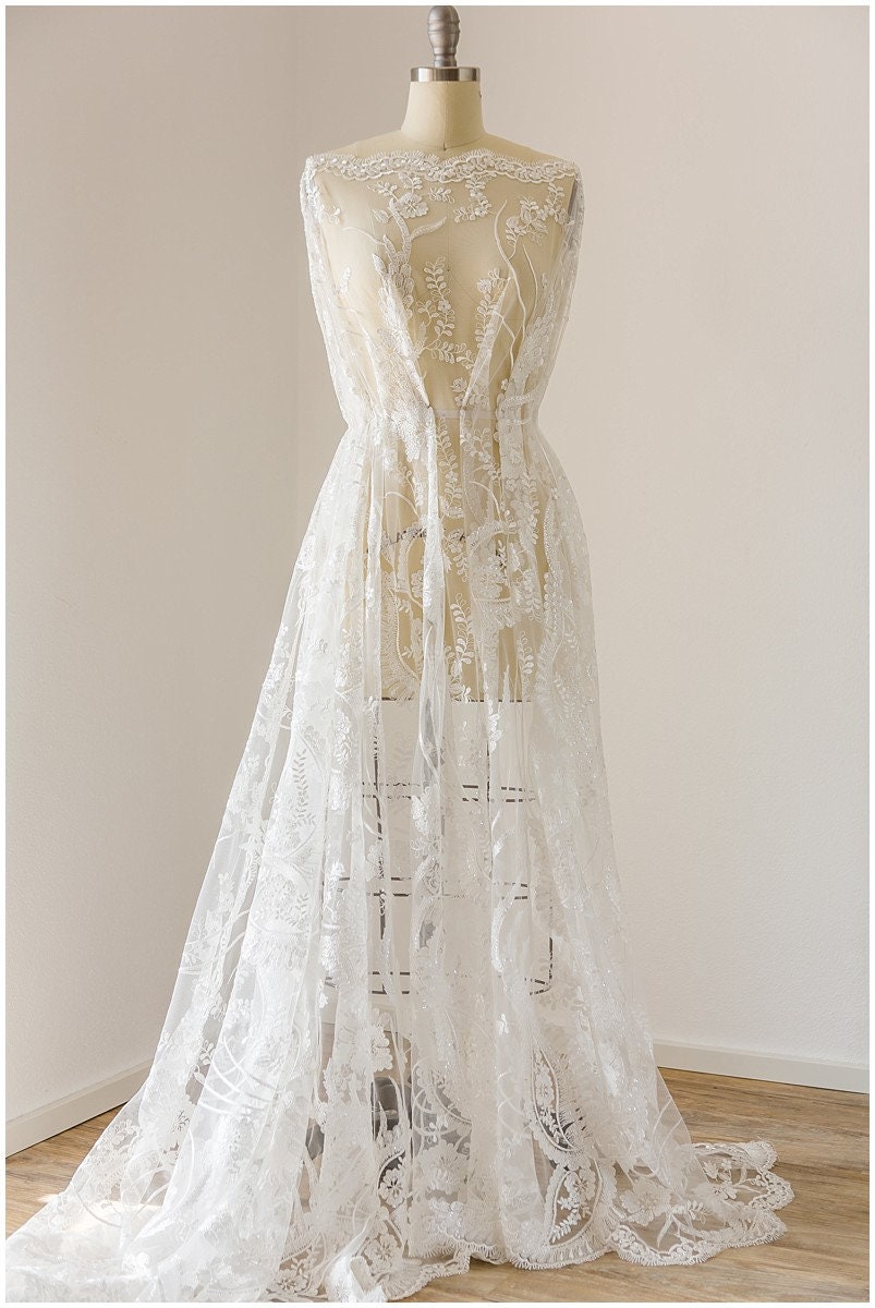 Moderner Braut Spitzenstoff Off-White/ bestickte Boho Spitze/ Hochzeitskleid Spitzenstoff/ Blumenspitze mit Pailletten// L17-129