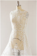 Braut Spitzenstoff Off-White/ verschnörkelte Brautspitze/ bestickte Spitze/ florale Brautspitze/ Boho Hochzeitskleid Spitze/ florale Spitze mit Pailletten// L17-135