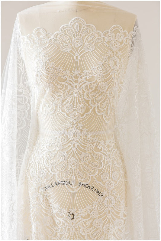 Romantische Brautspitze Off-White/ geometrische Brautspitze/ bestickte Spitze/ florale Brautspitze/ Boho Spitze// L17-137