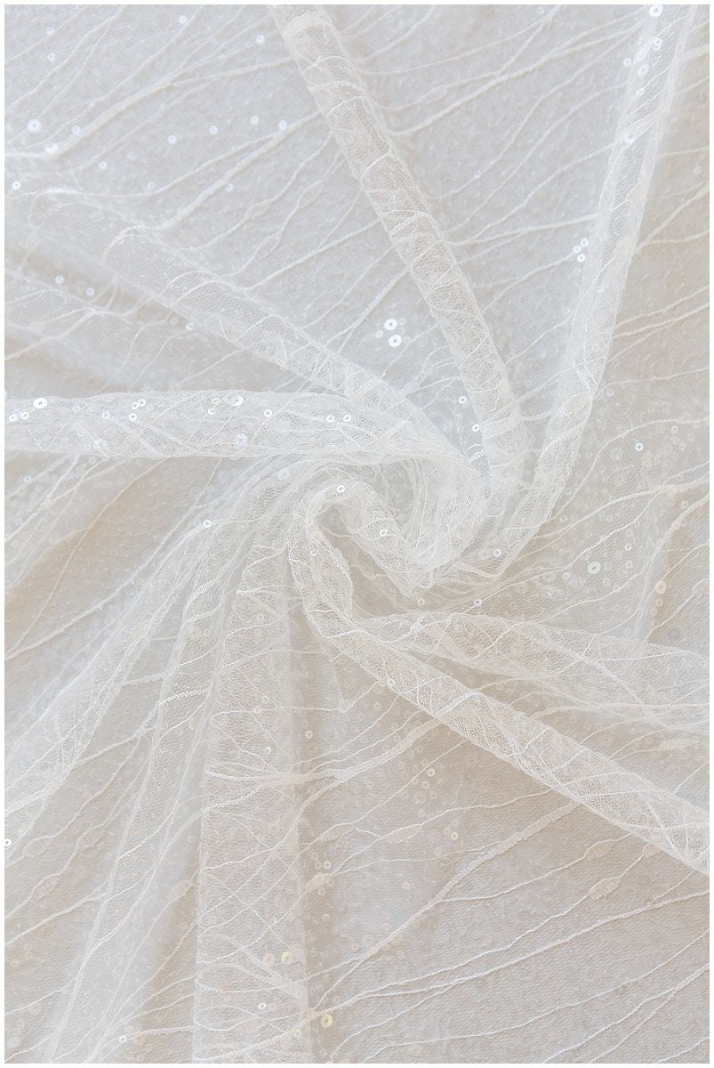 Paillettenspitze Off-White/ Braut Spitze mit Pailletten/ Spitzenstoff mit Wellenmuster// L17-139