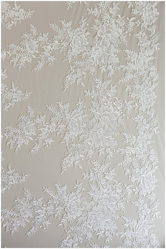 Romantischer Blumen Spitzenstoff/ Braut Spitzenstoff Off-White/ Pailletten Spitze/ bestickter Spitzenstoff/ Spitzenschleier// L17-150