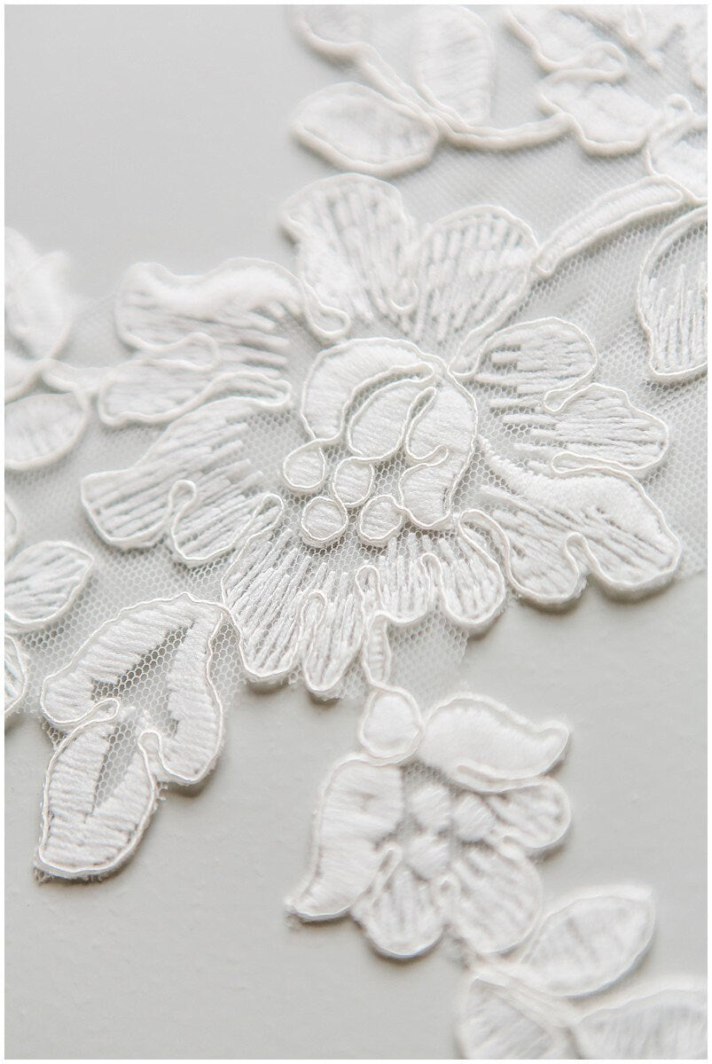 Kordelspitze Patch Stickerei, Blume Applikation, Spitze Blume, kordelte Hochzeitskleid Spitze, Hochzeitskleid Spitzenapplikation, Brautspitze// A17-124