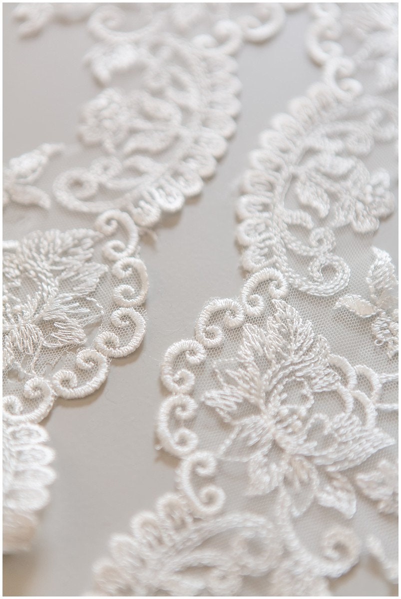 Romantic embroidered lace trim/ floral bridal lace off-white/ veil lace trim// T17-038