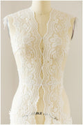 Off-White lace trim/ veil lace trim/ bridal lace trim/ embroidered lace trim/ bridal lace trim// T17-047