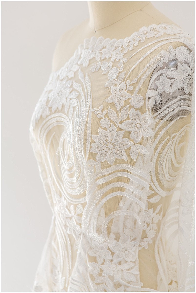 Spiralblüten Spitzenstoff, Braut Spitzenstoff, französische Spitze, bestickte Spitze, Hochzeitskleid Spitzenstoff, Blumenspitze, Paillettenspitze// L17-127