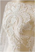 Bestickter Spitzenstoff Off-White/ Boho Brautkleid Spitzenstoff/ bestickte Spitze/ Ornament Brautspitze/ florale Spitze// L17-133
