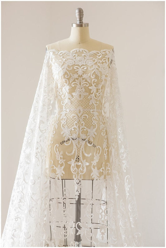 Romantischer Spitzenstoff Off-White/ moderner Braut Spitzenstoff/ bestickte Spitze/ florale Brautspitze/ Ornament Brautspitze Stoff// L17-134