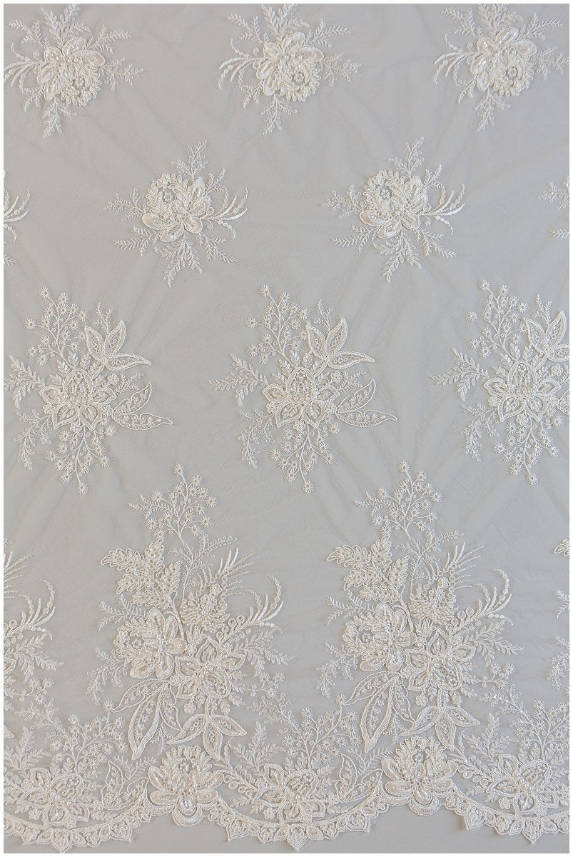 Schwere Perlen Brautspitzenstoff Off-White/ Perlen Spitze Stoff für Brautkleider/ Perlenspitzenstoff/ Blumen Spitze// L17-143