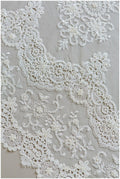 Perlen Brautspitze mit gehäkelten Elementen/ Hochzeitskleid Spitze mit Perlen/ Brautspitze Off-White// L17-145