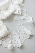 Lace trim off-white/ elegant bridal lace trim/ flower veil lace trim/ wedding dress lace// T17-056