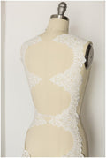 Lace trim off-white/ elegant bridal lace trim/ flower veil lace trim/ wedding dress lace// T17-056