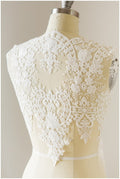 Bridal lace trim off-white/ wedding lace trim/ veil lace/ soft embroidered lace trim/ elegant bridal lace// T17-051