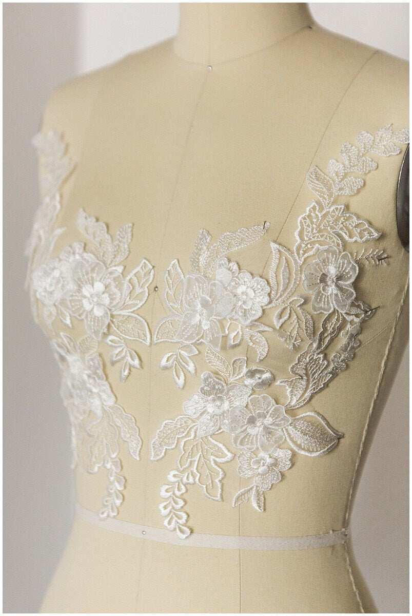 Romantische Blumen Spitzen Applikation, Braut Spitzen Applikation, Spitzenblume, Blumen Applikation, Hochzeitskleid Spitzenapplikation, Spitzenblumen Applikation// A17-135