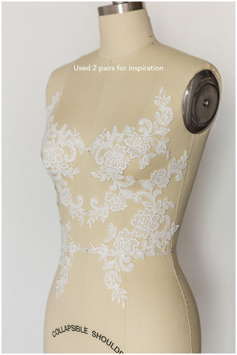 Romantische Blumen Spitzen Applikation, BrautBlüten Applikation, Spitzenblume, Blumen Applikation, Hochzeitskleid Spitzenapplikation, Spitzenblumen Applikation// A17-136
