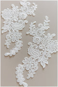 Milchseide Spitzen Applikation, BrautBlumen Applikation, Spitzenblume, Blumen Applikation, Hochzeitskleid Spitzenapplikation, Spitzenblumen Applikation// A17-139