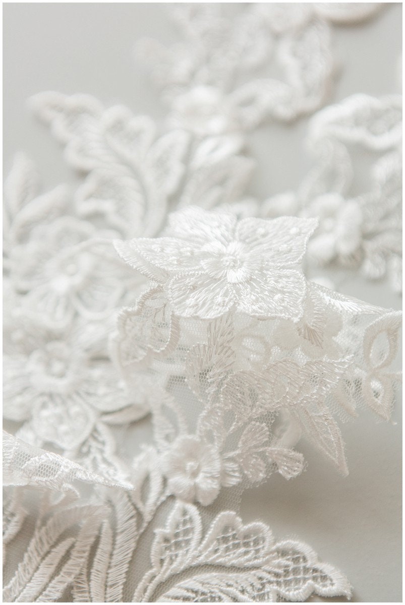 2yds 3D flower lace trim/ elegant bridal lace trim/ veil lace trim/ wedding dress lace// T17-055