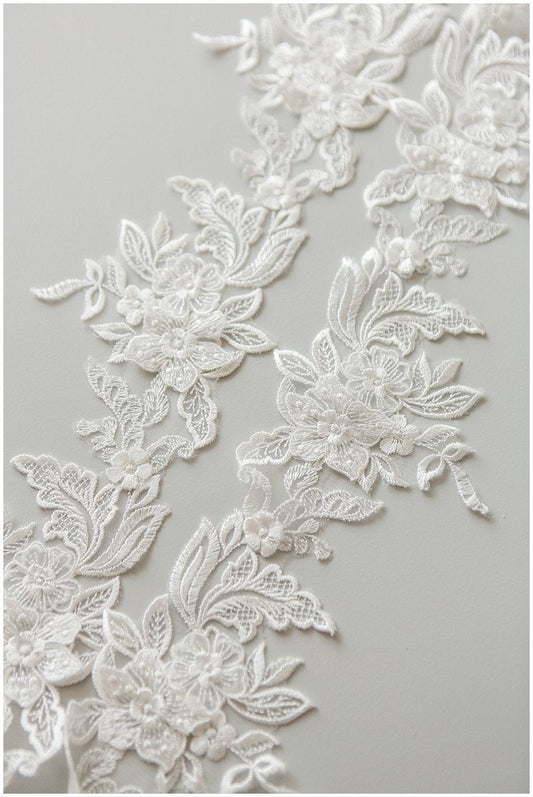 2yds 3D flower lace trim/ elegant bridal lace trim/ veil lace trim/ wedding dress lace// T17-055