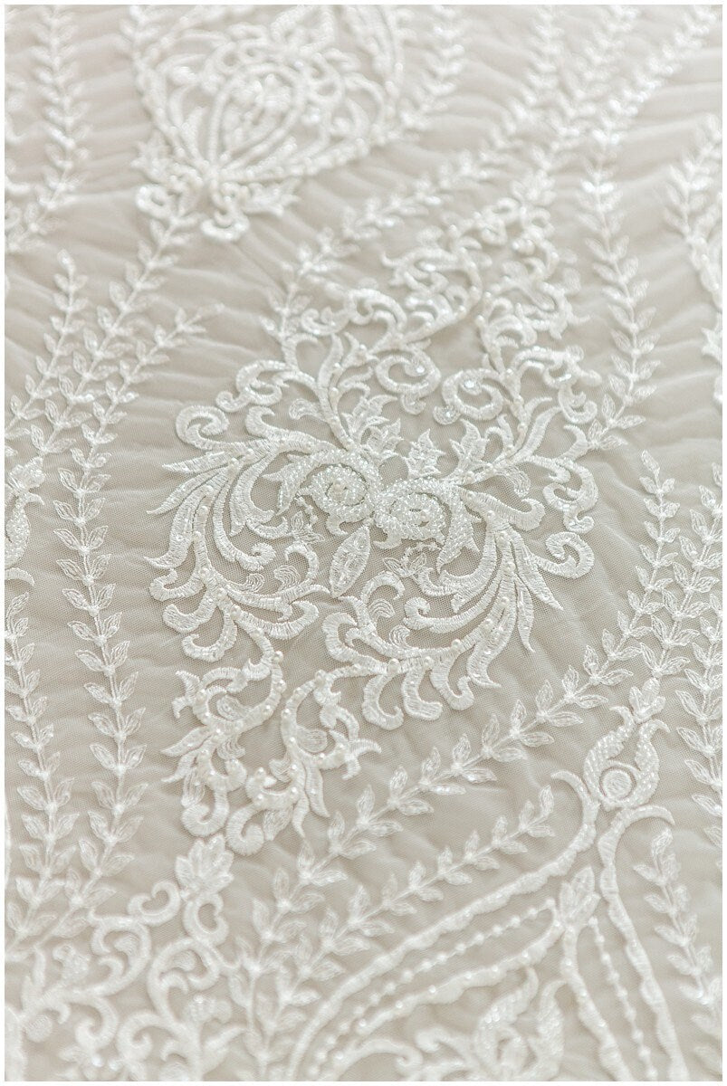 Wunderschöner Spitzenstoff Off-White/ Brautkleid Stoff/ Hochzeitskleid Tüll/ Couture/ Perlen Spitzenstoff/ Spitze Design// L17-182
