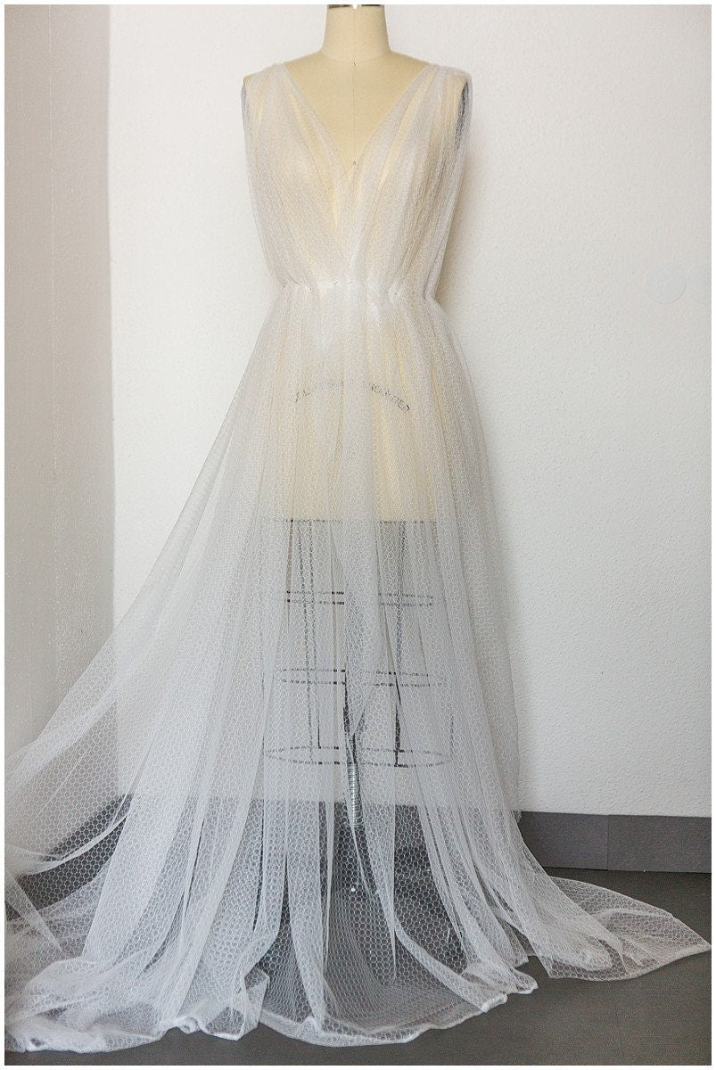 160cm wide - Circular tulle fabric for bridal veils &amp; wedding dresses/ Off-White soft mesh fabric/ soft tulle fabric/ veils// R-168 