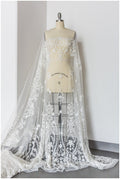 Handperlen Spitzenstoff, Brautkleid Stoff, Hochzeitskleid Tüll, Pallas Couture, Perlen Spitzenstoff, BlattSpitze Design// L17-181