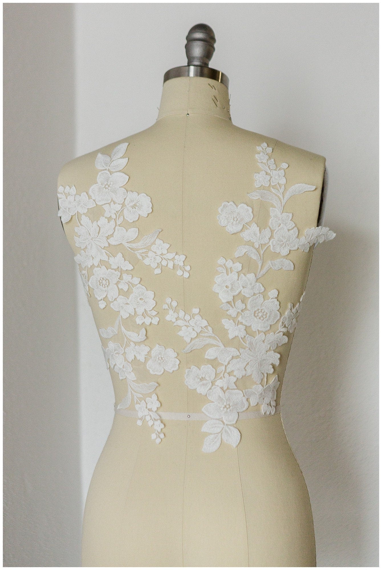 Hochzeit Spitzenstoff / Hochzeit Spitzenstoff / Blumen Braut Spitze Applikation// A17-150