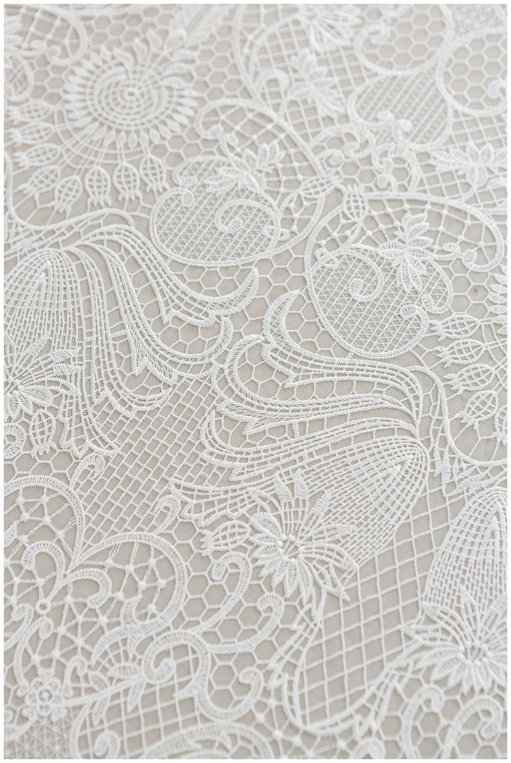 Boho lace fabric off-white/ lace for wedding dresses/ wedding dress lace/ boho wedding dress lace/ crochet lace fabric// L18-189