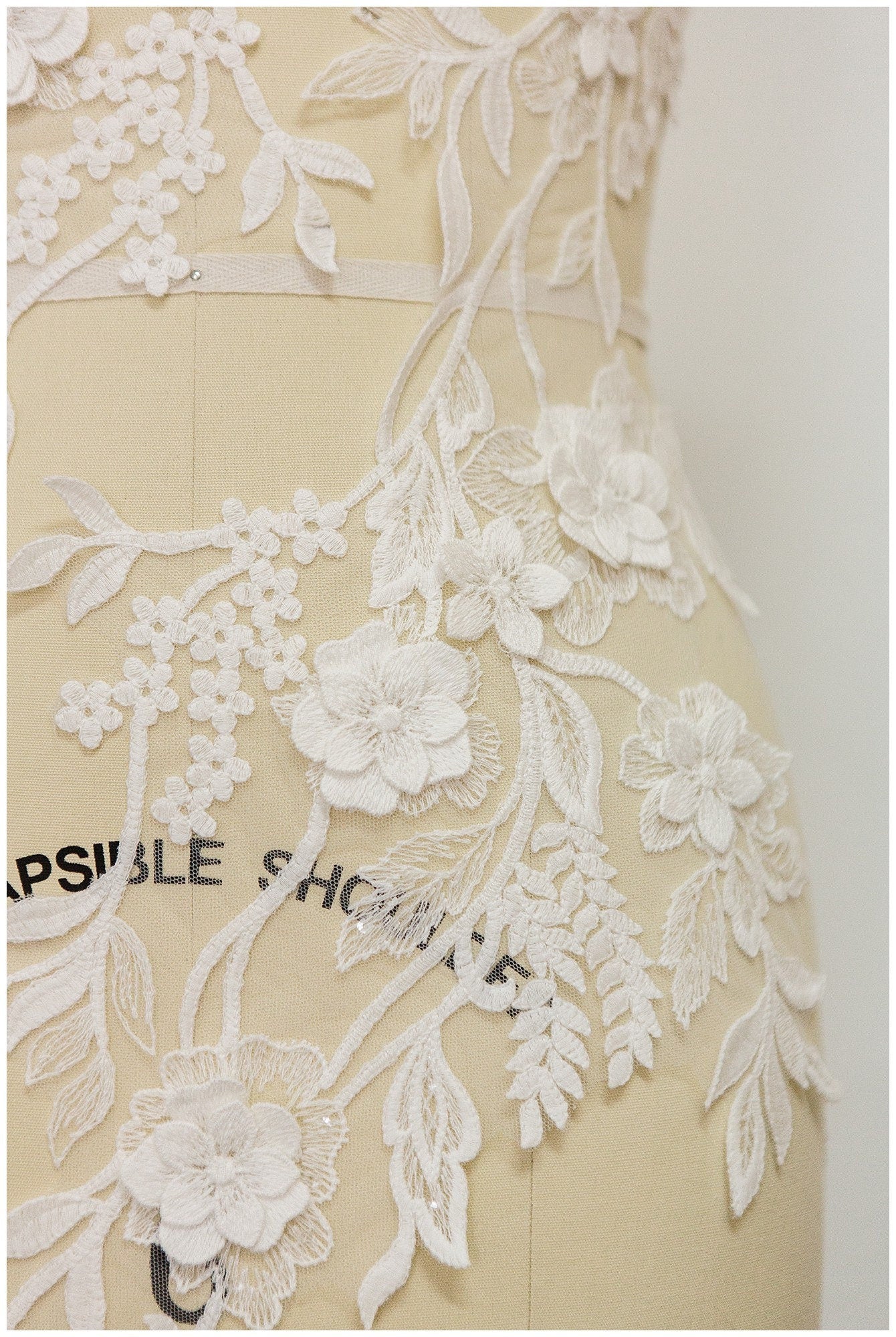 3D Blumen SpitzenApplikation für Hochzeitskleid, Hochzeitskleid Spitzenapplikation mit 3D Blumen, Brautspitze Applikation// A17-155