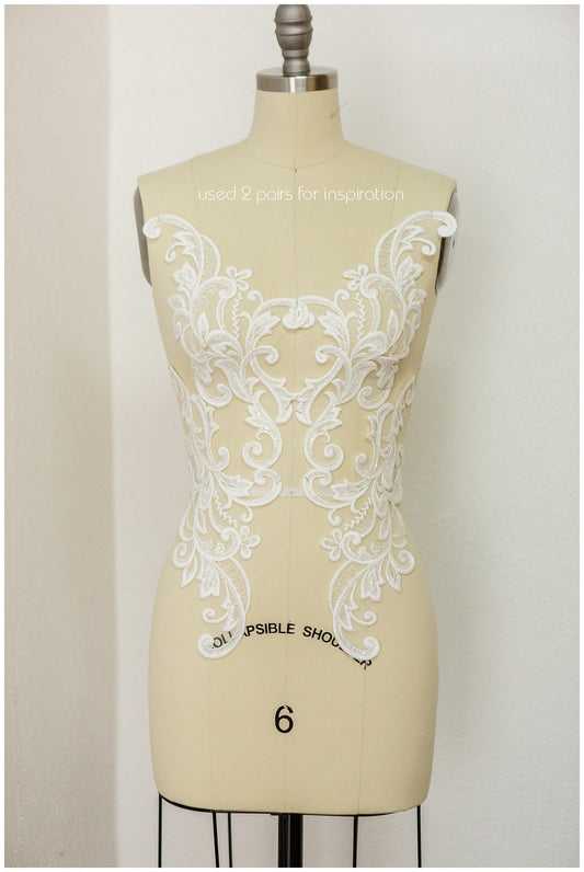 PerlenHochzeitskleid Spitzenaufnäher, Aufnäher für Brautkleid, Spitzenblume für Hochzeitskleid, Brautspitze Applikation// A17-156