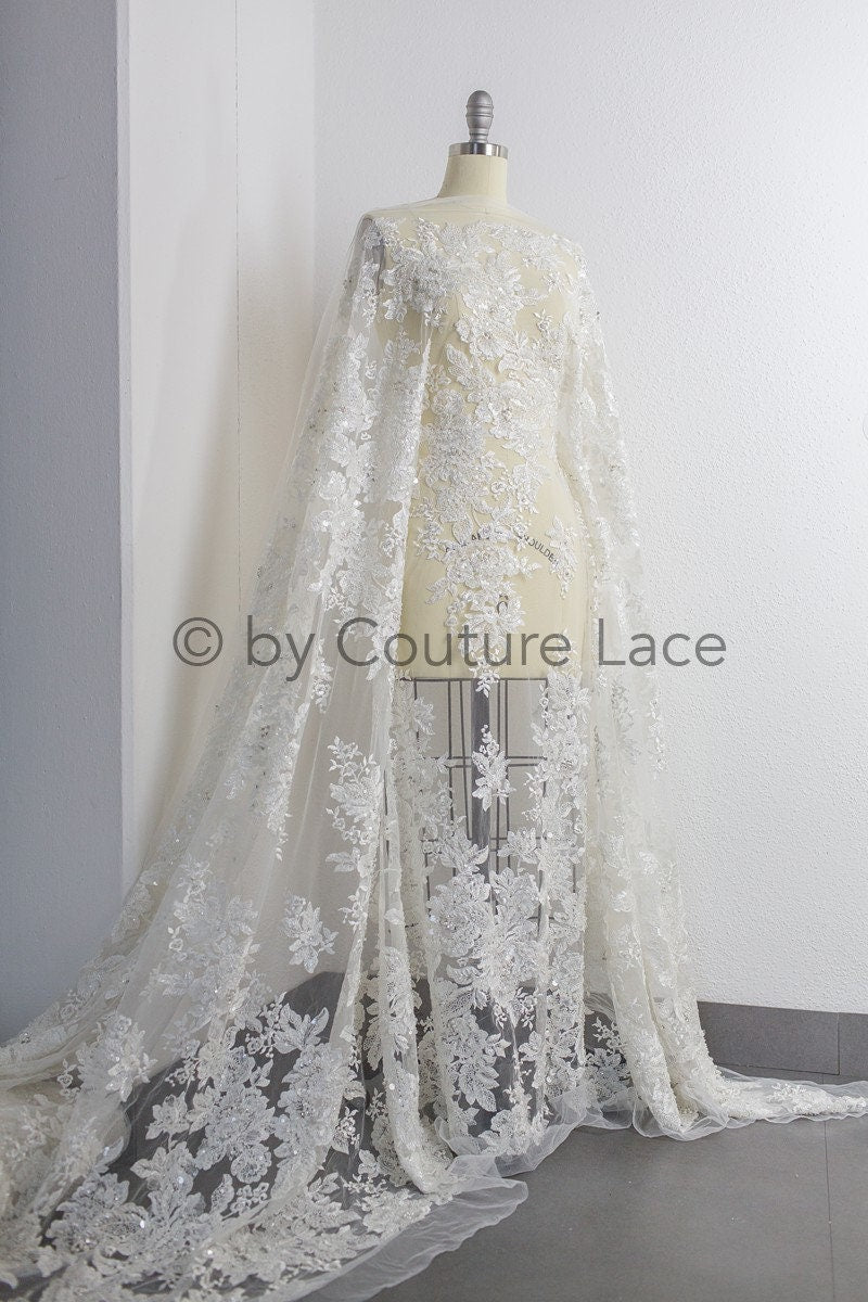 Schwerer Handperlen Spitzenstoff Off-White/ wunderschöner Braut Spitzenstoff/ Spitze mit Perlen für Hochzeitskleid// L18-220