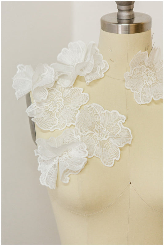 10pcs 3D lace flowers for sewing/ 3D flower lace applique/ wedding dress lace applique/ bridal lace// A17-157