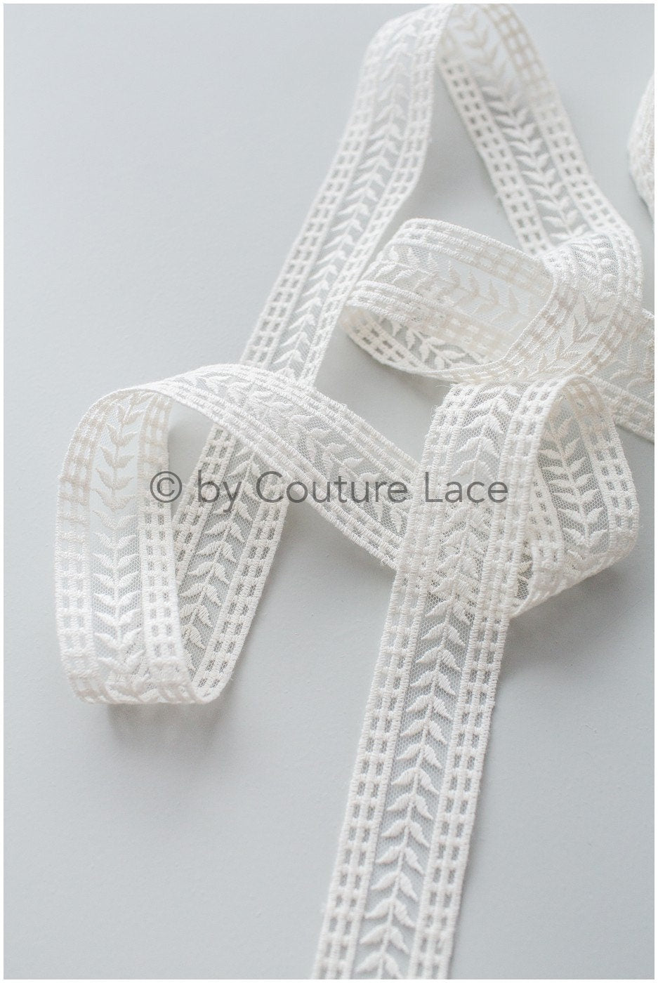 Boho wedding dress lace trim/ embroidered lace trim off-white/ bridal lace/ veil lace// T19-065