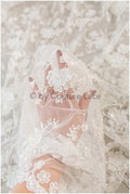 3D Blumen Spitzenstoff Off-White/ Braut Perlen Spitzenstoff/ romantischer Spitzenstoff mit 3D Blumen/ Hochzeit Spitzenstoff// L19-205