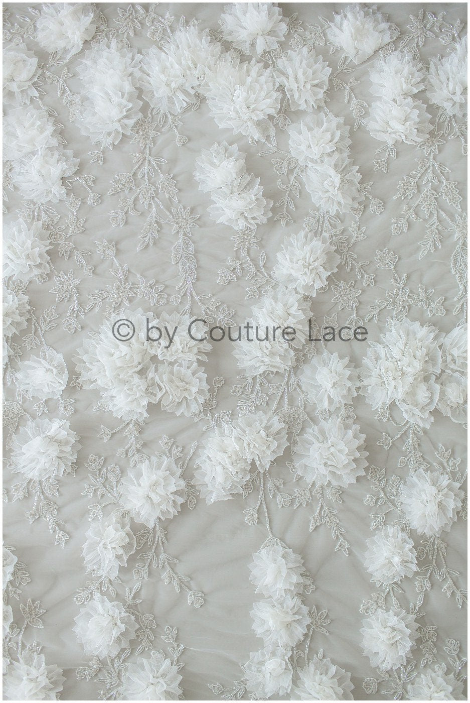 3D Blumen Spitzenstoff/ Braut Spitzenstoff/ romantischer Blumen Spitzenstoff mit 3D Blumen/ Hochzeit Spitzenstoff// L19-253
