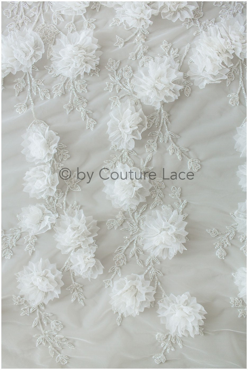 3D Blumen Spitzenstoff/ Braut Spitzenstoff/ romantischer Blumen Spitzenstoff mit 3D Blumen/ Hochzeit Spitzenstoff// L19-253