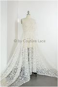 3D Blumen Spitzenstoff Off-White/ Braut Spitzenstoff/ romantischer Blumen Spitzenstoff/ Hochzeit Spitzenstoff// L19-238