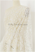 3D Blumen Spitzenstoff Off-White/ Braut Spitzenstoff/ romantischer Blumen Spitzenstoff/ Hochzeit Spitzenstoff// L19-238