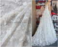 Wunderschöner 3D Blüten Spitzenstoff Off-White Silber/ Hochzeitskleid Spitze/ Blumenspitze/ Brautspitze// L19-225