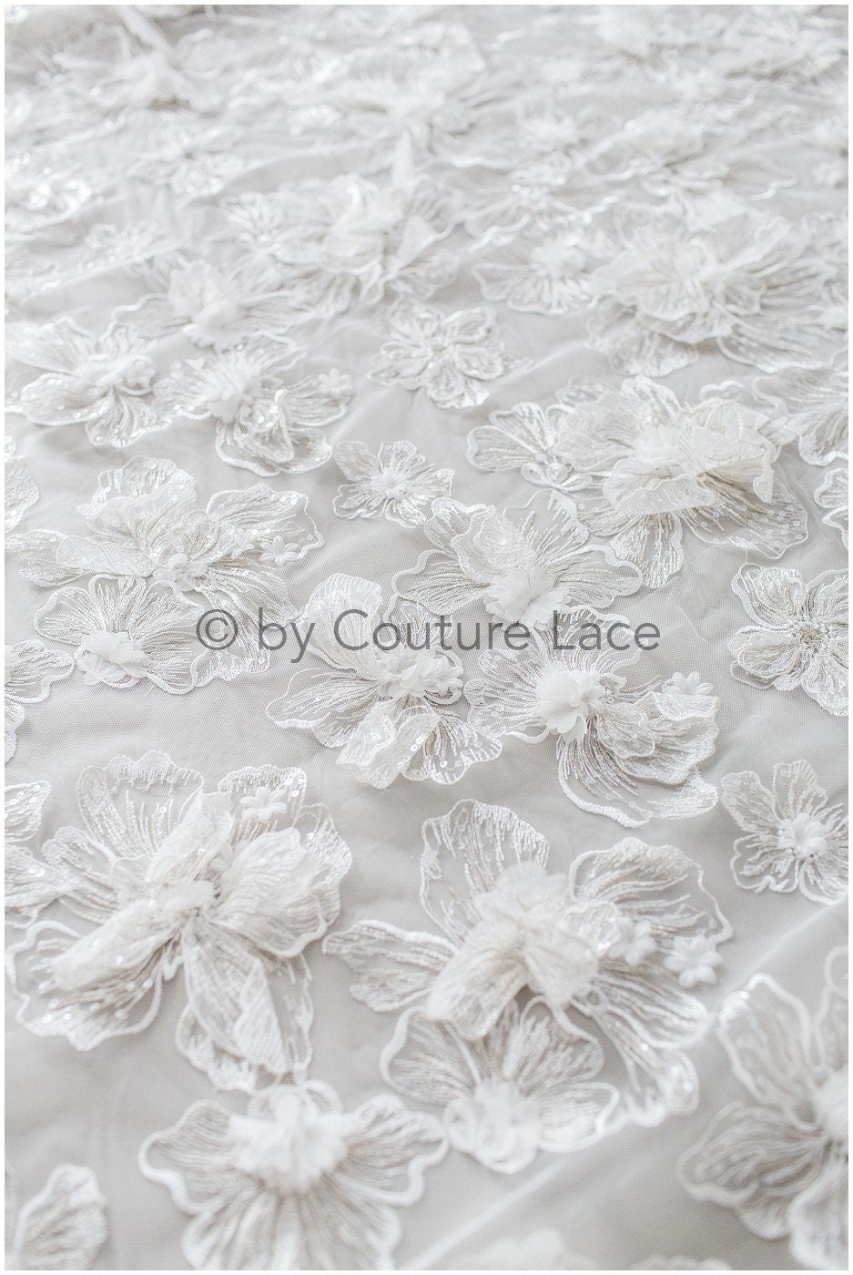 Wunderschöner 3D Blüten Spitzenstoff Off-White Silber/ Hochzeitskleid Spitze/ Blumenspitze/ Brautspitze// L19-225