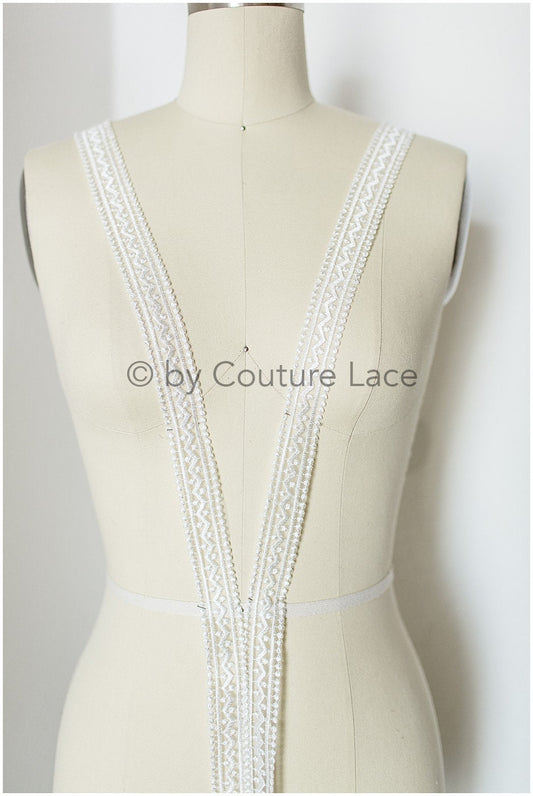 Boho bridal lace trim off-white/ Boho lace trim/ Lace veil/ Bridal lace trim// T19-072