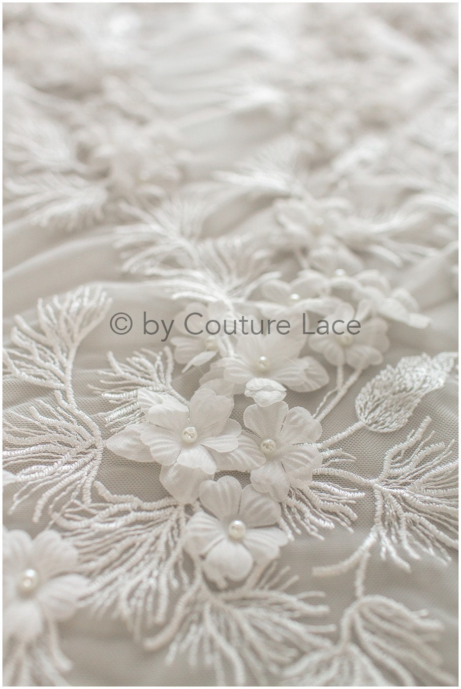 3D Blumen Spitzenstoff Off-White/ Braut Spitzenstoff mit Perlen/ romantischer Spitzenstoff mit 3D Blumen/ Hochzeit Spitzenstoff// L19-245