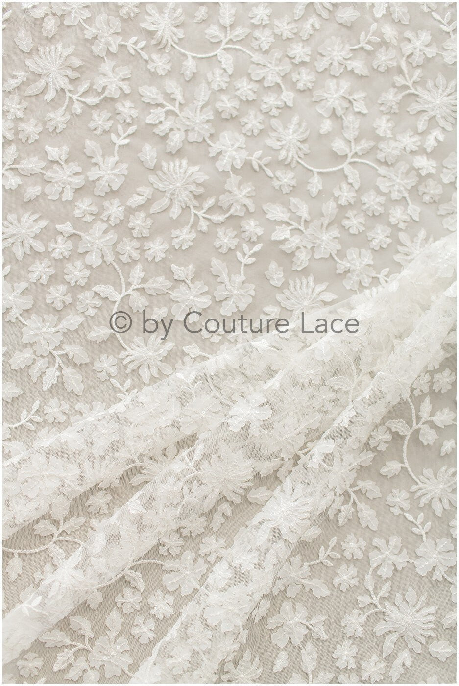 3D Blumen Spitzenstoff Off-White/ Braut Spitzenstoff/ romantischer Blumen Spitzenstoff/ Hochzeit Spitzenstoff// L19-238