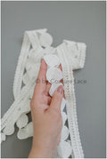 Guipure lace trim off-white ivory/ Boho wedding dress lace trim/ Bridal lace trim/ Lace trim// T19-079