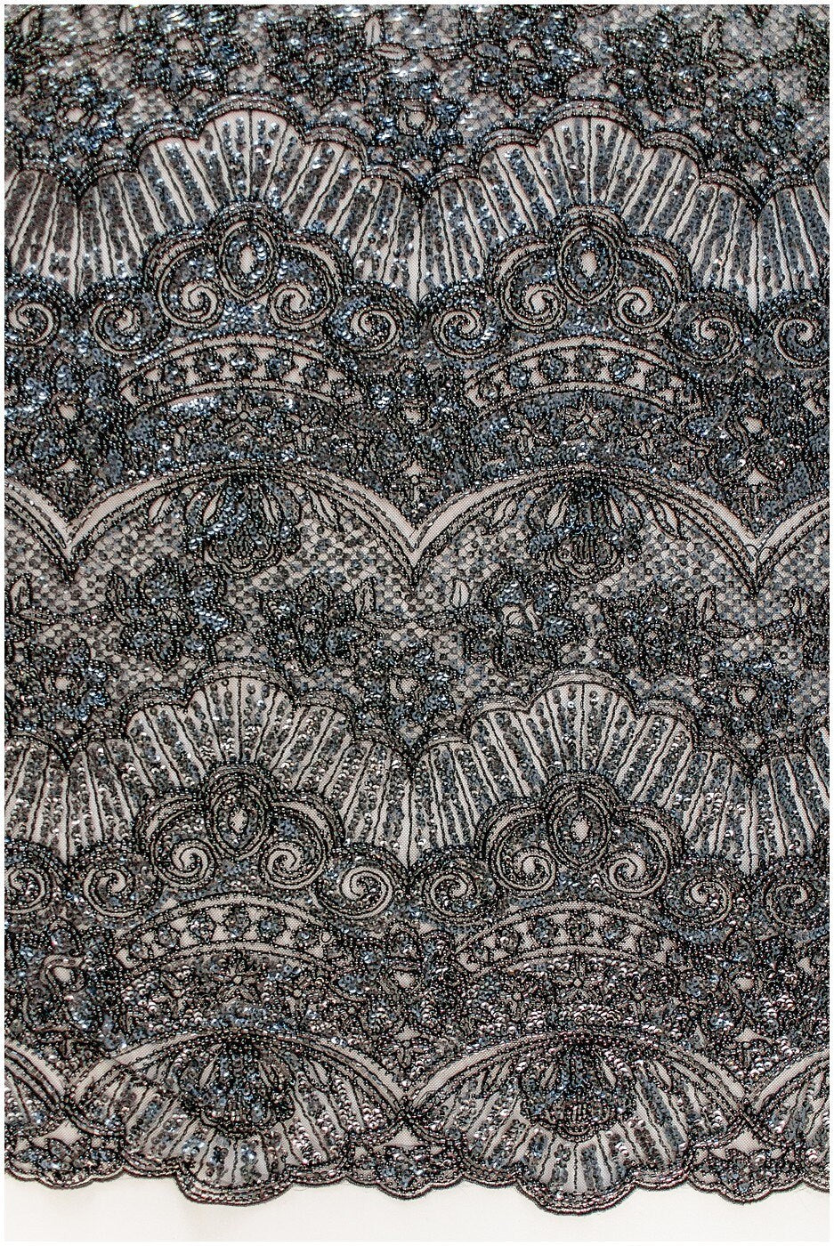 Schwarzer Perlen Spitzenstoff/ Couture Spitzenstoff/ schwarze Brautspitze/ Perlen Perlen Spitze/ schwarze Abendkleider Spitze // L19-252