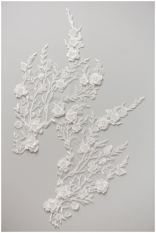 Hochzeitskleid Spitzenapplikation mit Zweigen und 3D Blumen, Spitzenblume für Hochzeitskleid, Brautspitze Applikation// A17-153