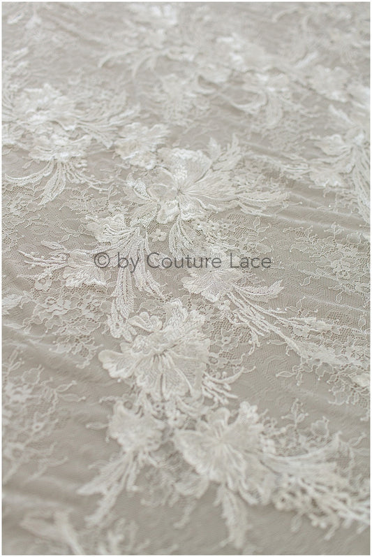 French wedding dress lace off-white/ Floral patterned lace/ Bridal lace/ Embroidered Chantilly lace// L19-256