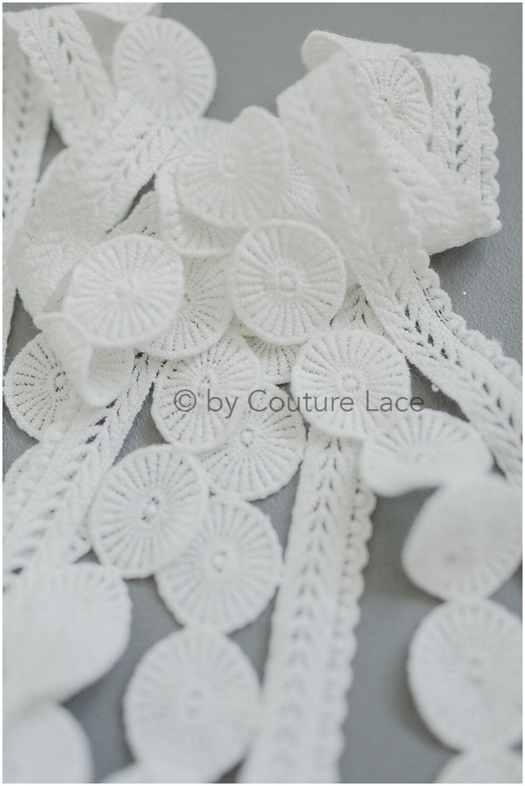 Guipure lace trim off-white ivory/ Boho wedding dress lace trim/ Bridal lace trim/ Lace trim// T19-079