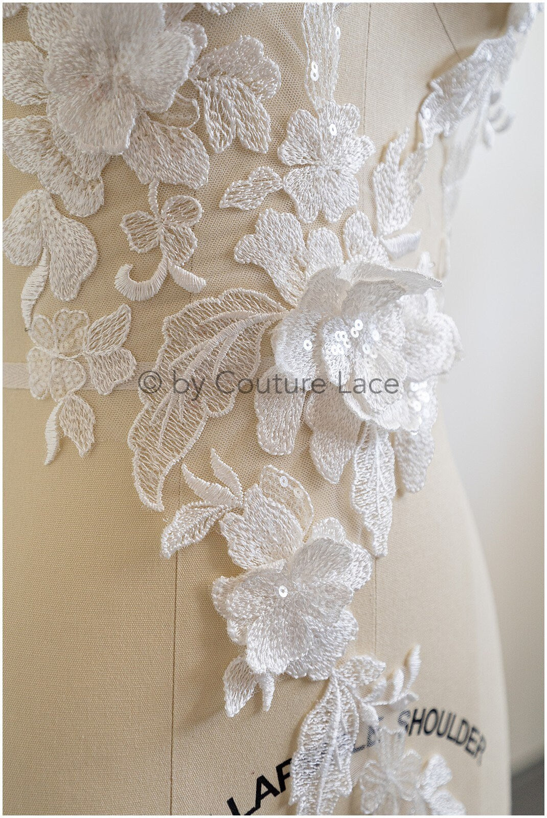 3D Blumen Spitzen Applikation, 3D Blumen Applikation, Lace Blumen Applikation, Spitzen Applikation, 3D Hochzeitskleid Spitze Applikation, Braut Blumen Aufnäher// A19-184